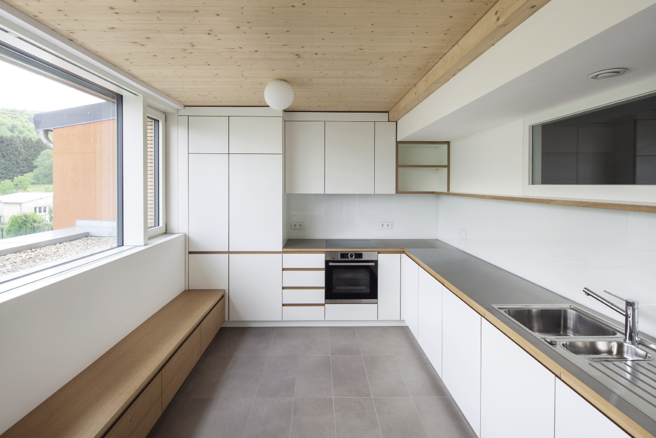 5 Structure d’accueil pour jeunes adultes, Schifflange Projet pilote, maison à énergie positive Rénovation et transformation d‘une maison Maisons d’enfants de l’Etat Administration des bâtiments publics NICKLAS ARCHITECTES S.à R.L.