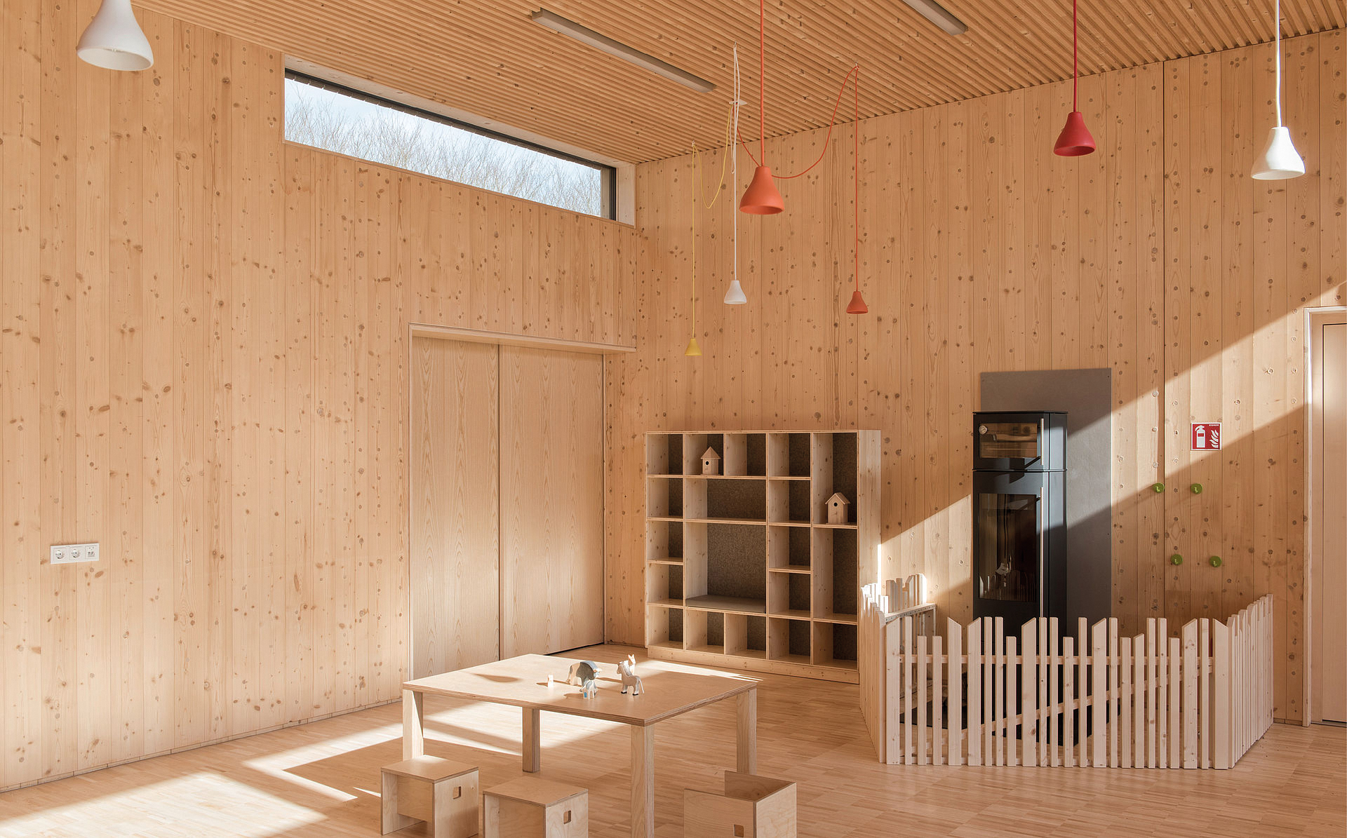 7 Beschcrèche à Roodt-sur-Syre. Mission de génie civil et génie technique. A : Witry& Witry. MO : Administration communale de Betzdorf. SGI INGENIERIE S.A. LUXEMBOURG
