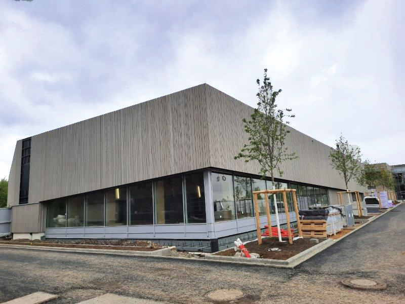10 Hall sportif et piscine pour le centre de logopédie à Strassen Architecte: Arlette Schneiders Architectes S.à r.l.Ingénieur-conseil en génie civil: IC Lux S.a. RMC Consulting S.à R.L.
