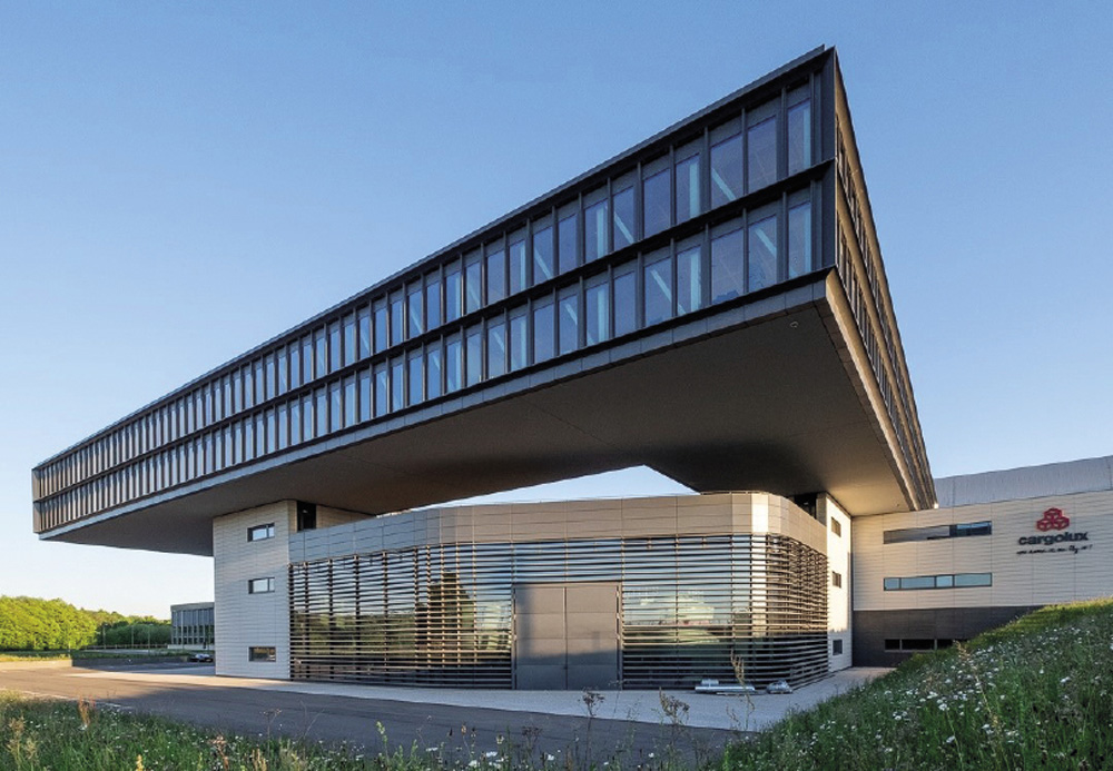 public://import2025/images/16-080-CARGOLUX-1_opt.jpg