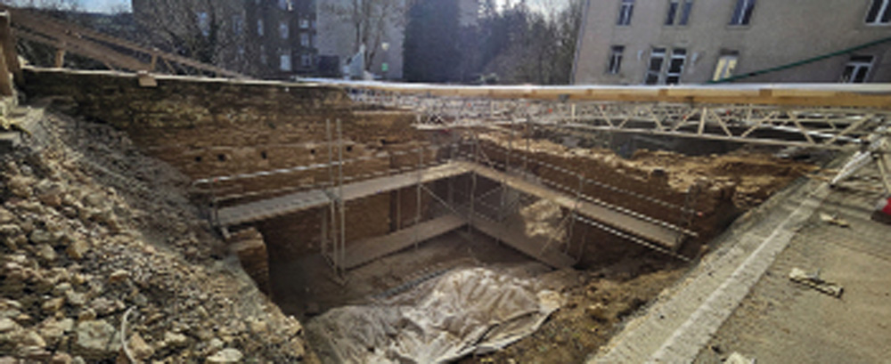 22		Château de Hollenfels