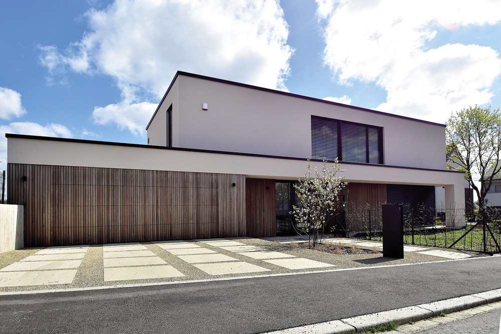 1-3 Maison Schouweiler public://import2025/images/IMG1_annik-pepermans-architecte-ap-10567_maison-schouweiler_opt.jpg