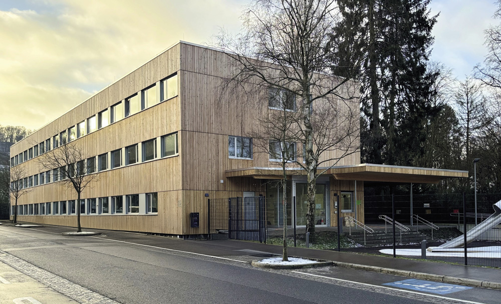 3 - Ecole provisoire en bois à Dommeldange Administration Communale de la Ville de Luxembourg
