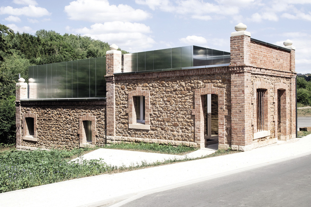 1-2 transformation de la maison gonner en gîte à rumelange [en collaboration avec les artistes martine feipel et jean bechameil]