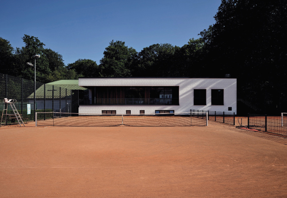 public://import2025/images/IMG1_marcel-niederweis-architectes-ap-10575_club-de-tennis-senningerberg_opt.jpg