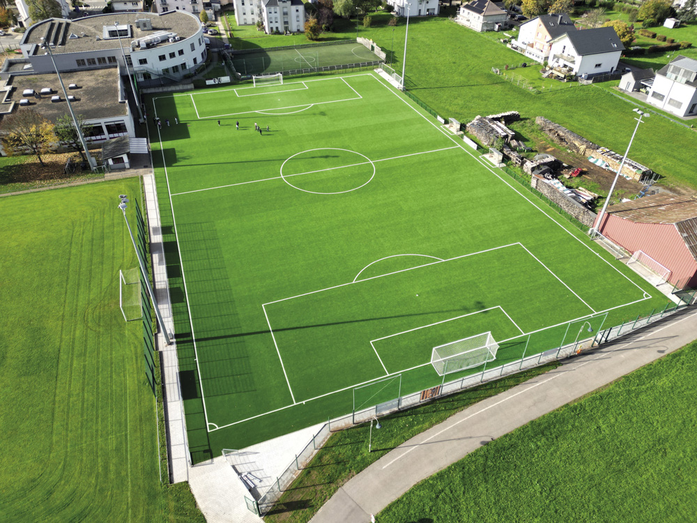public://import2025/images/IMG1_tr-engineering-ip-10044_renouvellement-du-rev-tement-synth-tique-du-terrain-de-football_opt.jpg