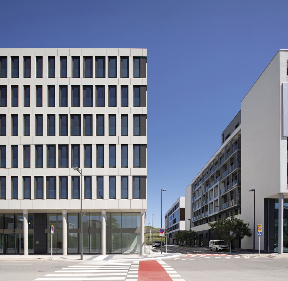 3	Moiré, L-Belval, Sanem